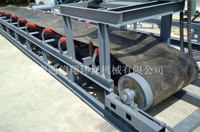 皮帶輸送機(jī)