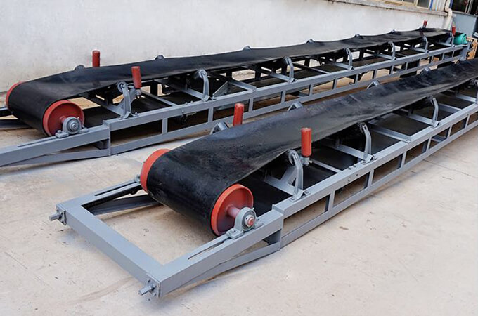 皮帶輸送機(jī)