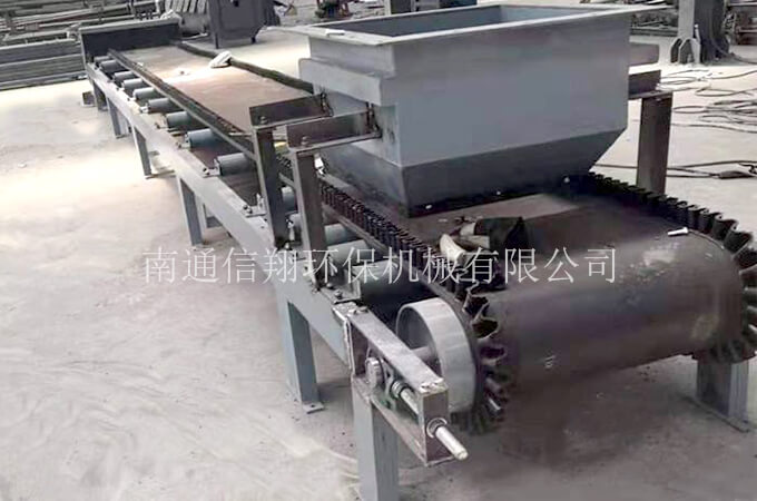 皮帶輸送機(jī)